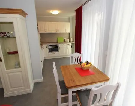 Aquamarin Ostseetraumsuite 01 Apartment *